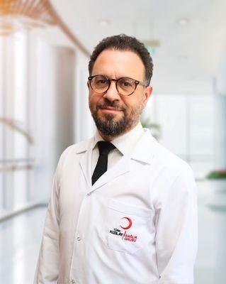 د. أخصائي Bekir Çakmak