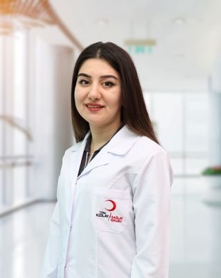 طبيب أسنان Elif Ukşul