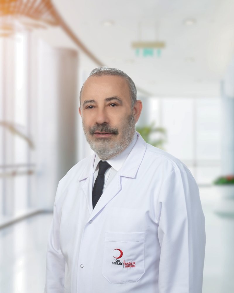 طبيب أسنان Fahri Sümer