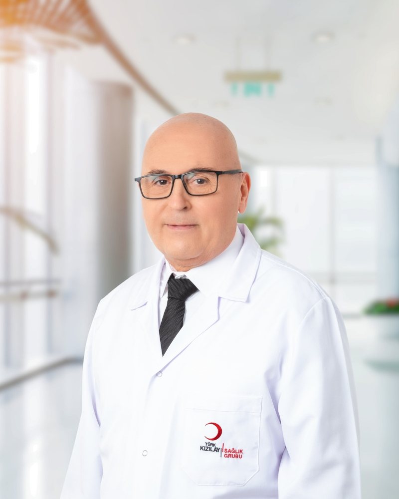 د. أخصائي Suat Hacısalimoğlu